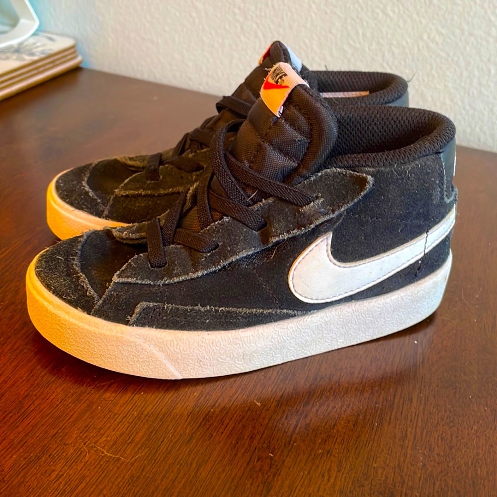 Nike Blazer Mid 77